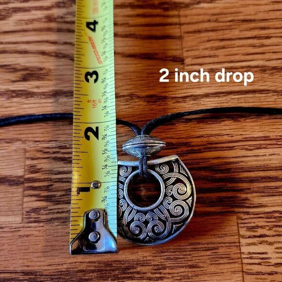 BRIGHTON Silver Puff Scroll Pendant Necklace VINTAGE INSPIRED! - Picture 6 of 10